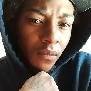 Meet your Posher, E-jay